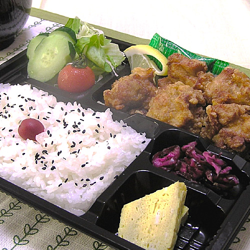 唐揚げ弁当